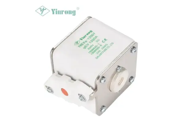 Cén fheidhm atá ag EV Automotive agus EVSE Fuse?